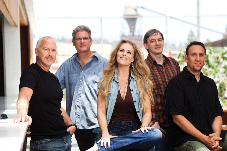 Tierney Sutton Band (photo: Suzuki K)